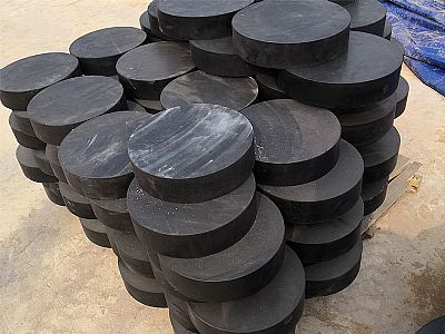 阿里板式橡胶支座由若干层橡胶片与薄钢板经加压硫化